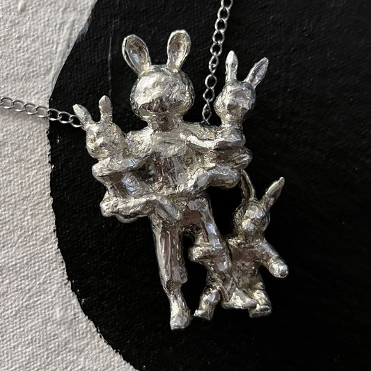 The Triplets Necklace